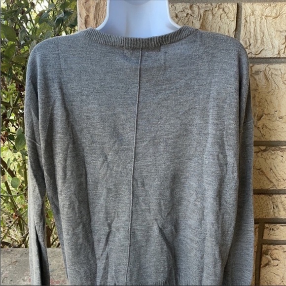 Forever 21 Gray Comfy Cozy Sweater Tin Size Small Oversized Fit Size Small - Picture 8 of 11
